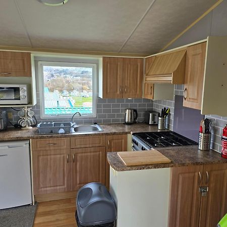 Light And Airy 2 Bedroom Mobile Home 애버리스트위스 외부 사진